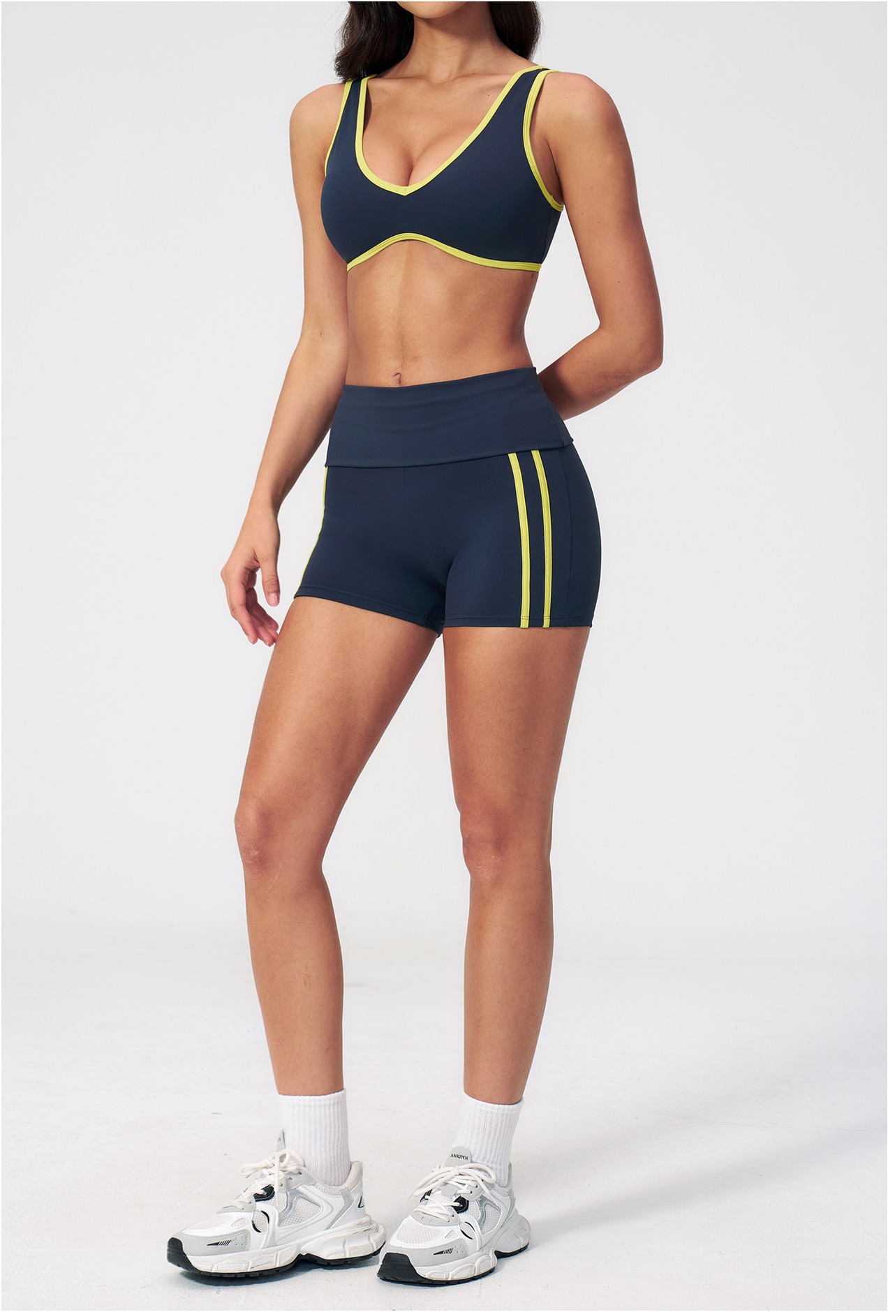 Wholesale Women's Gym Clothes, Workout Clothes Wholesale, Gym Clothes Manufacturer