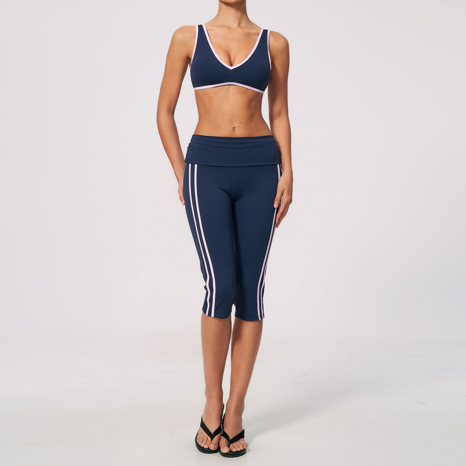 Wholesale Women's Gym Clothes, Workout Clothes Wholesale, Gym Clothes Manufacturer