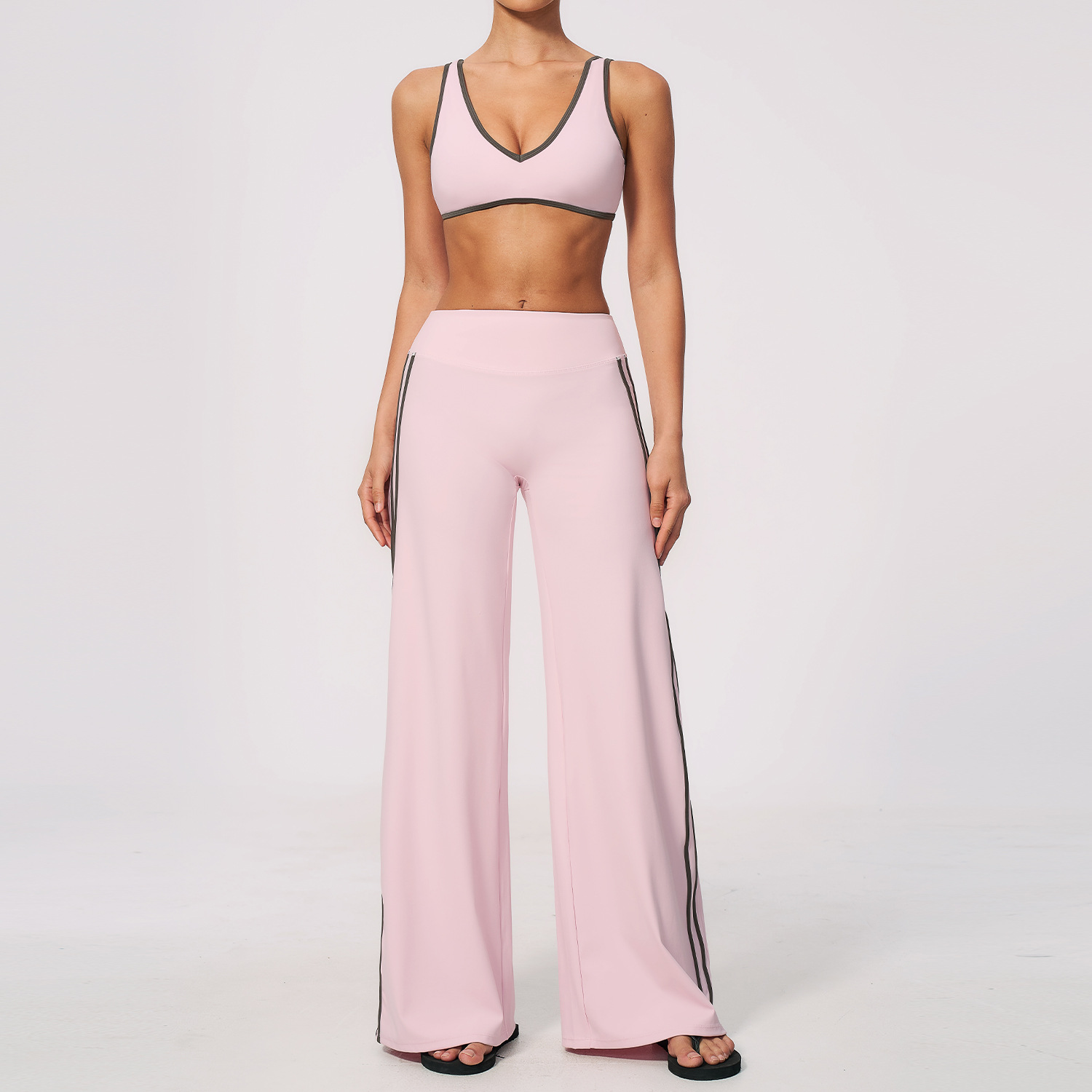Wholesale Women's Gym Clothes, Workout Clothes Wholesale, Gym Clothes Manufacturer